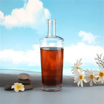 زجاجات زجاجية شفافة للفودكا